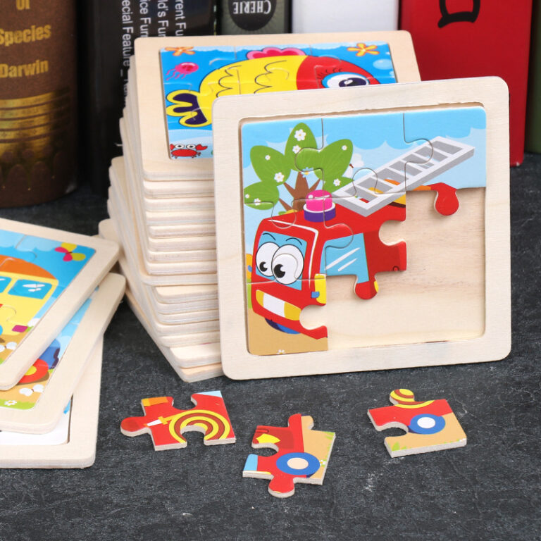 Cartoon animal wooden puzzle toy for toddlers aged 1 to 3