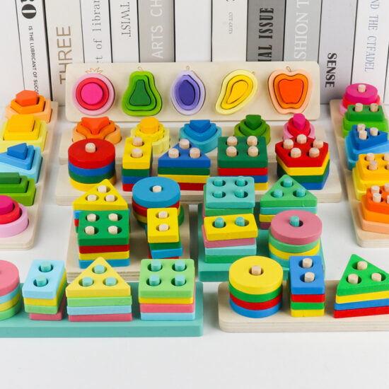 Wooden 4 and 5-column geometric shape matching toy for toddlers
