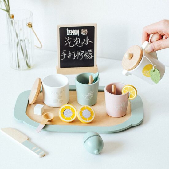 Wooden pretend play cake set for kids