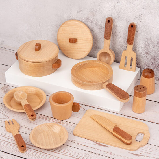 Natural wood fruit and vegetable cutting toy for kids