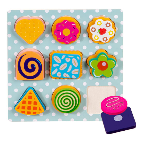 Wooden pretend kitchen toy set with pizza and cookies